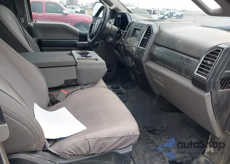 2018 Ford F-250 Xlt z USA, uszkodzony, nr VIN 1FD7X2B65JEB74699